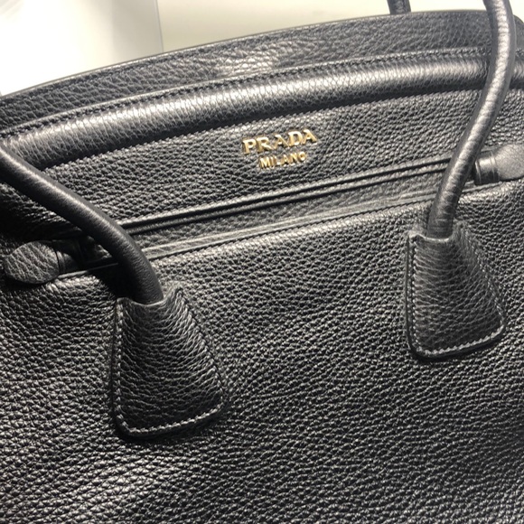*SOLD* Prada Vitello Daino satchel - Picture 3 of 11